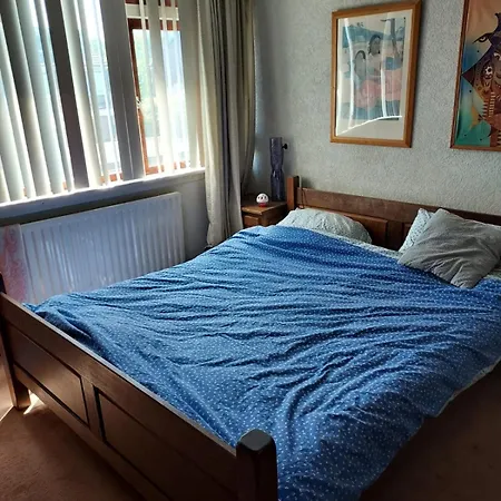 Rum i privatbostad De Deken *